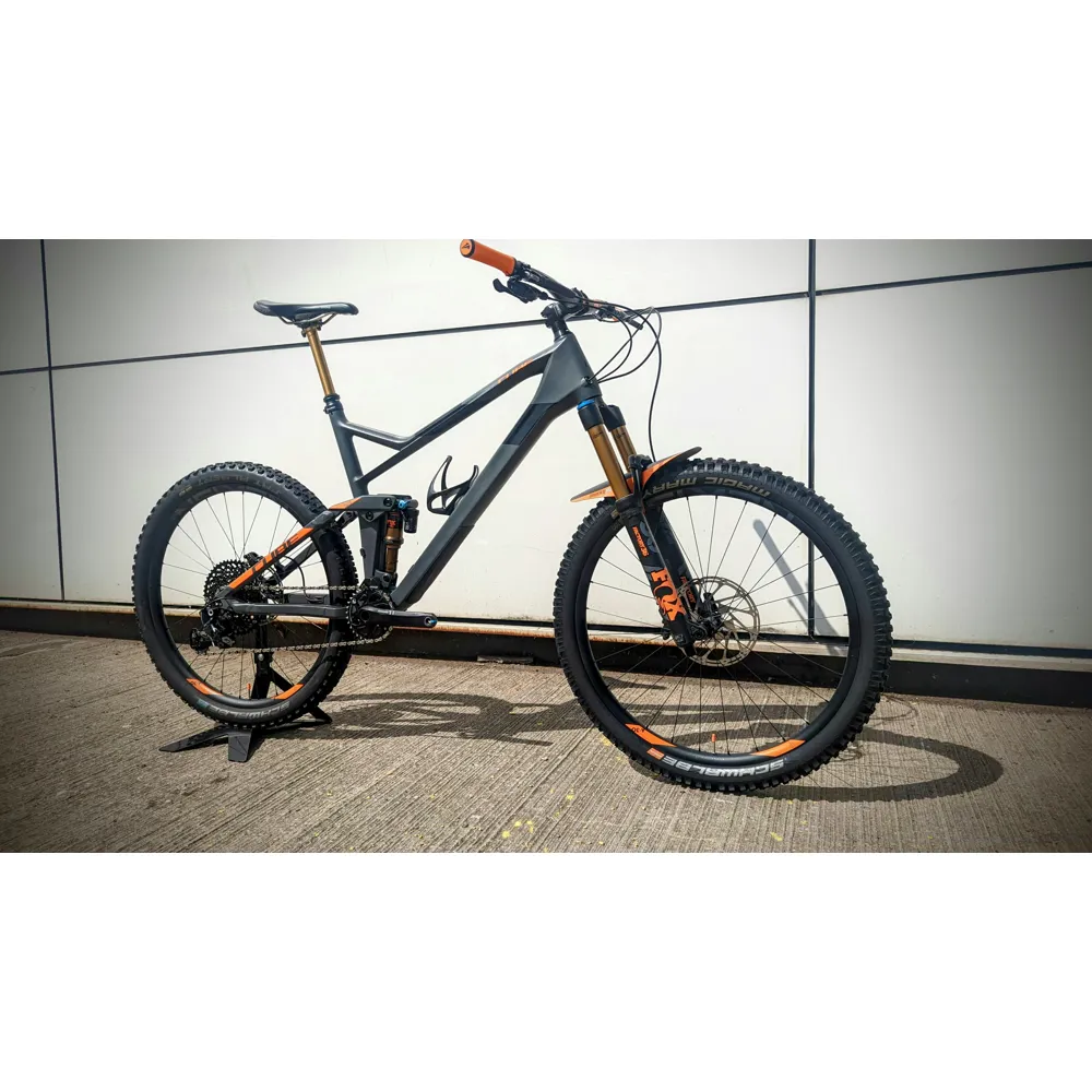 Image of 2nd Hand Cube Stereo 140 HPC TM 27.5 XL Mountain Bike 2018 Grey/Black/Orange